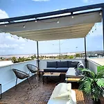 Salinas Luxury Danuria *